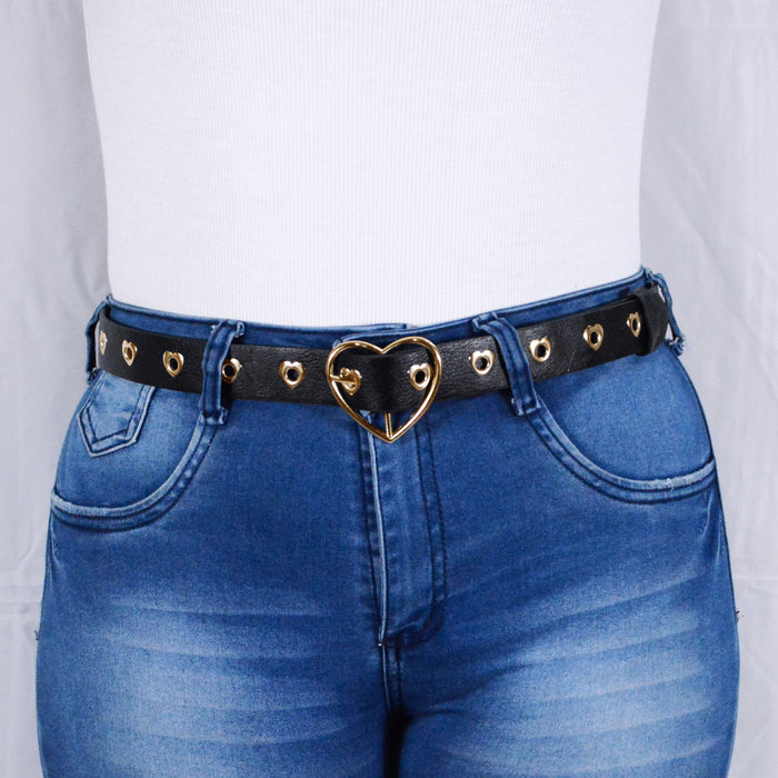 Cinturon sintetico liso negro dorado corazon modelo 3840-2