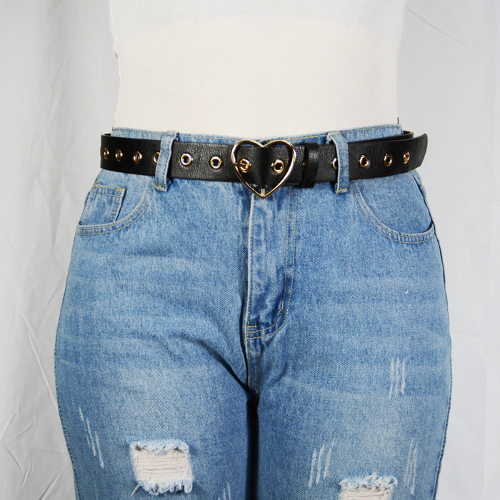 Cinturon sintetico liso negro dorado corazon modelo 3837-2