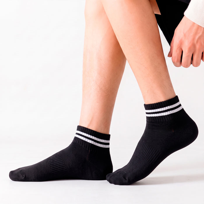 Calcetines Cortos Negros con Rayas Blancas