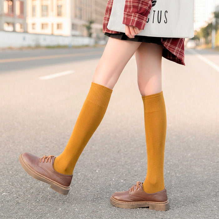 Calcetines Lisos Extra Largos Mostaza