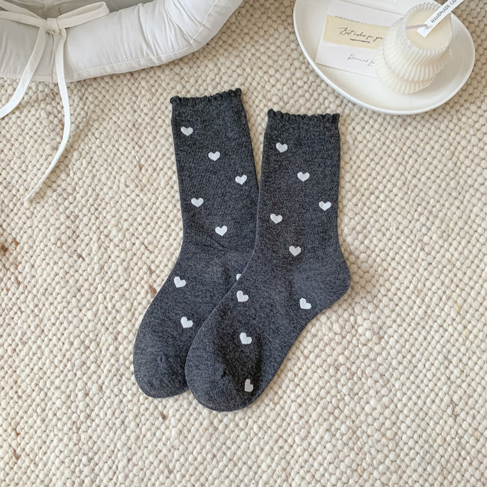 Calcetines Mini Corazones Negros Fondo Gris Oscuro