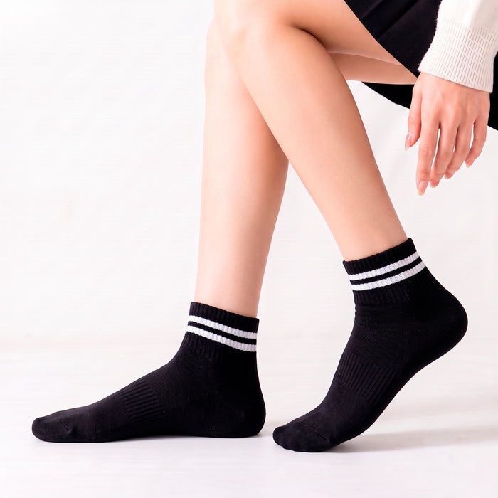 Calcetines Cortos Negros con Rayas Blancas 36-40