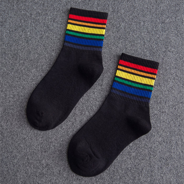 Calcetines Negros Lineas de Colores Arcoiris