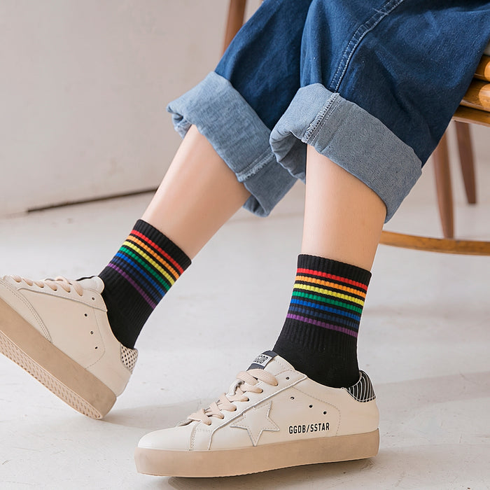 Calcetines Negros Linea de Colores Arcoiris