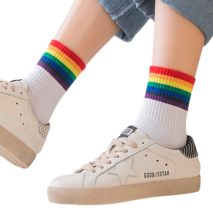 Calcetines Blancos Lineas Gruesas de Colores Arcoiris