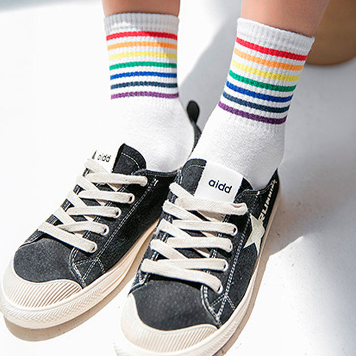 Calcetines Blancos Linea de Colores Arcoiris