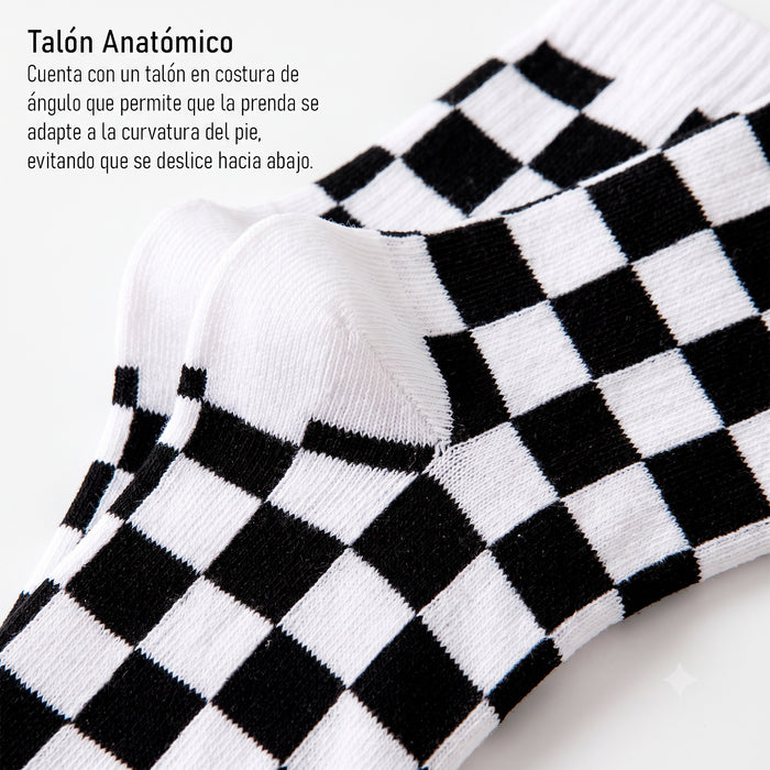 Calcetines Cuadrados Blancos y Negros