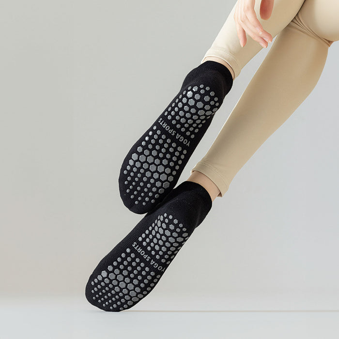 Calcetines yoga gimnasia deportivos modelo elasticado antideslizante corto negro ejercicio