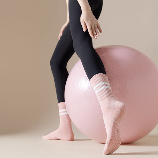 Calcetines yoga gimnasia deportivos modelo elasticado largo rosado pelota