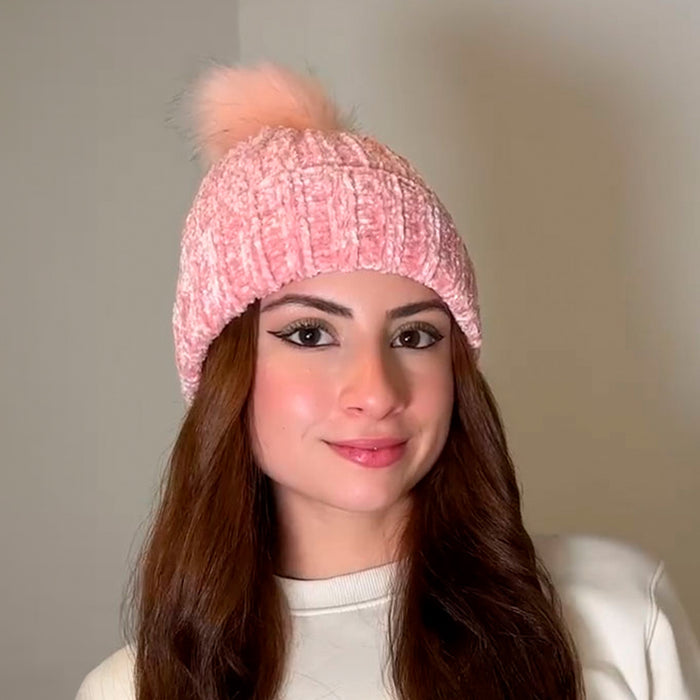 Gorros Terciopelo Rosado con Pompón