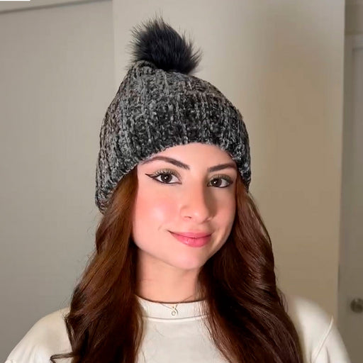 Gorro Gris invierno modelo