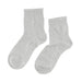 calcetin deportivo antideslizante algodon gris 