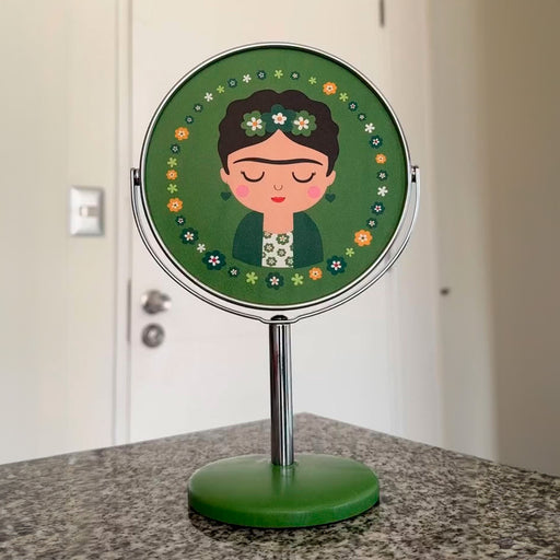 espejo pedestal frida khalo mesa Kiwi portada