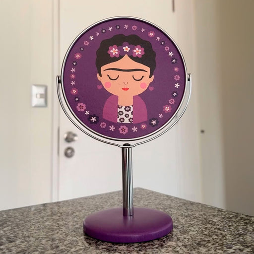 espejo pedestal frida khalo mesa Uva portada