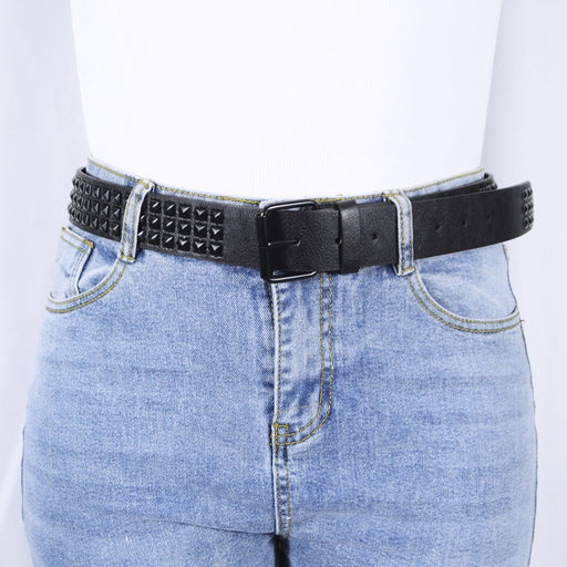 modelo cinturon sintetico negro correa tachas negras piramide 3199